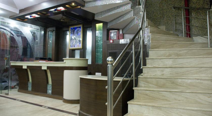 Hotel Usa New Delhi Extérieur photo